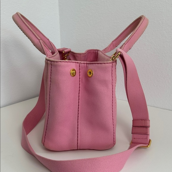 💯Authentic Prada  Canapa Pink Tote Bag🍀 - Picture 13 of 16